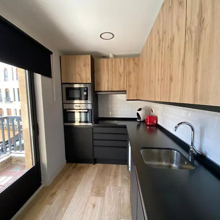 I Precioso En El Corazon De 아파트 살라망카